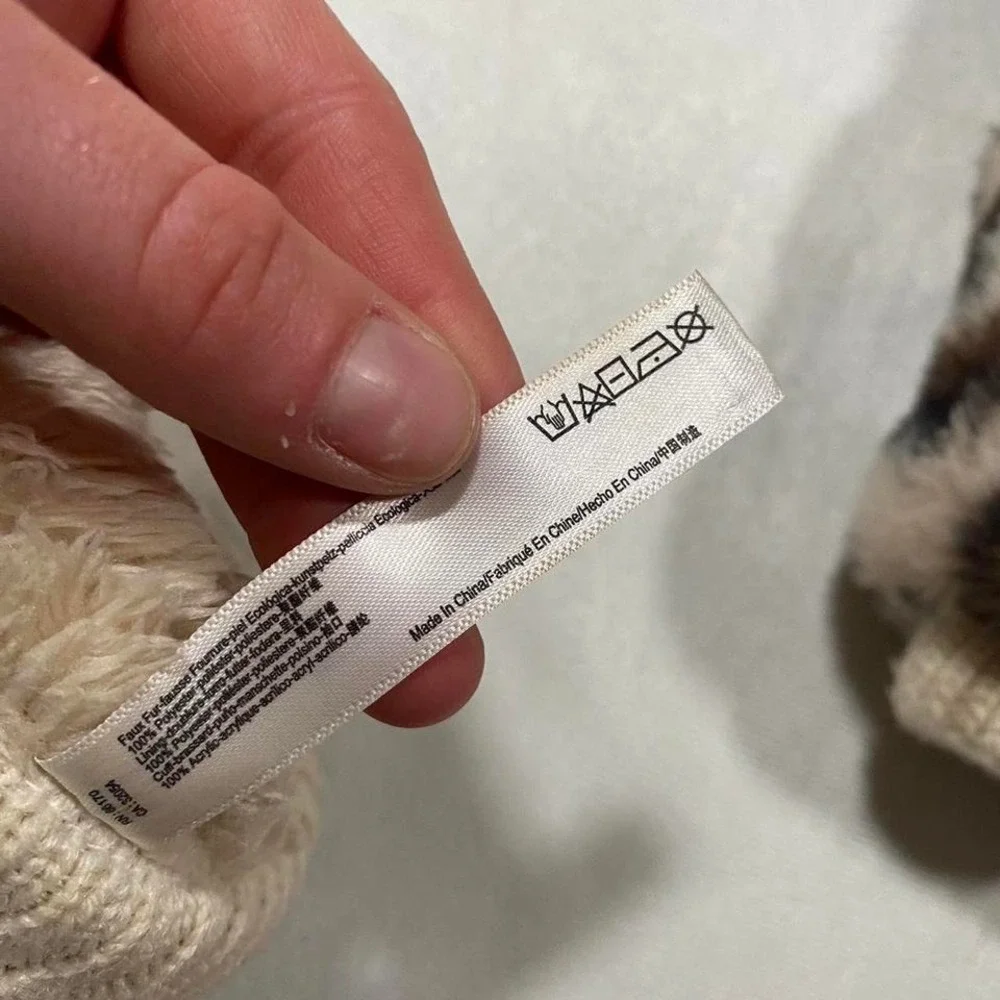 Urban Outfitters Leopard Faux Fur Mittens Open Finger‎ Convertible Winter Gloves